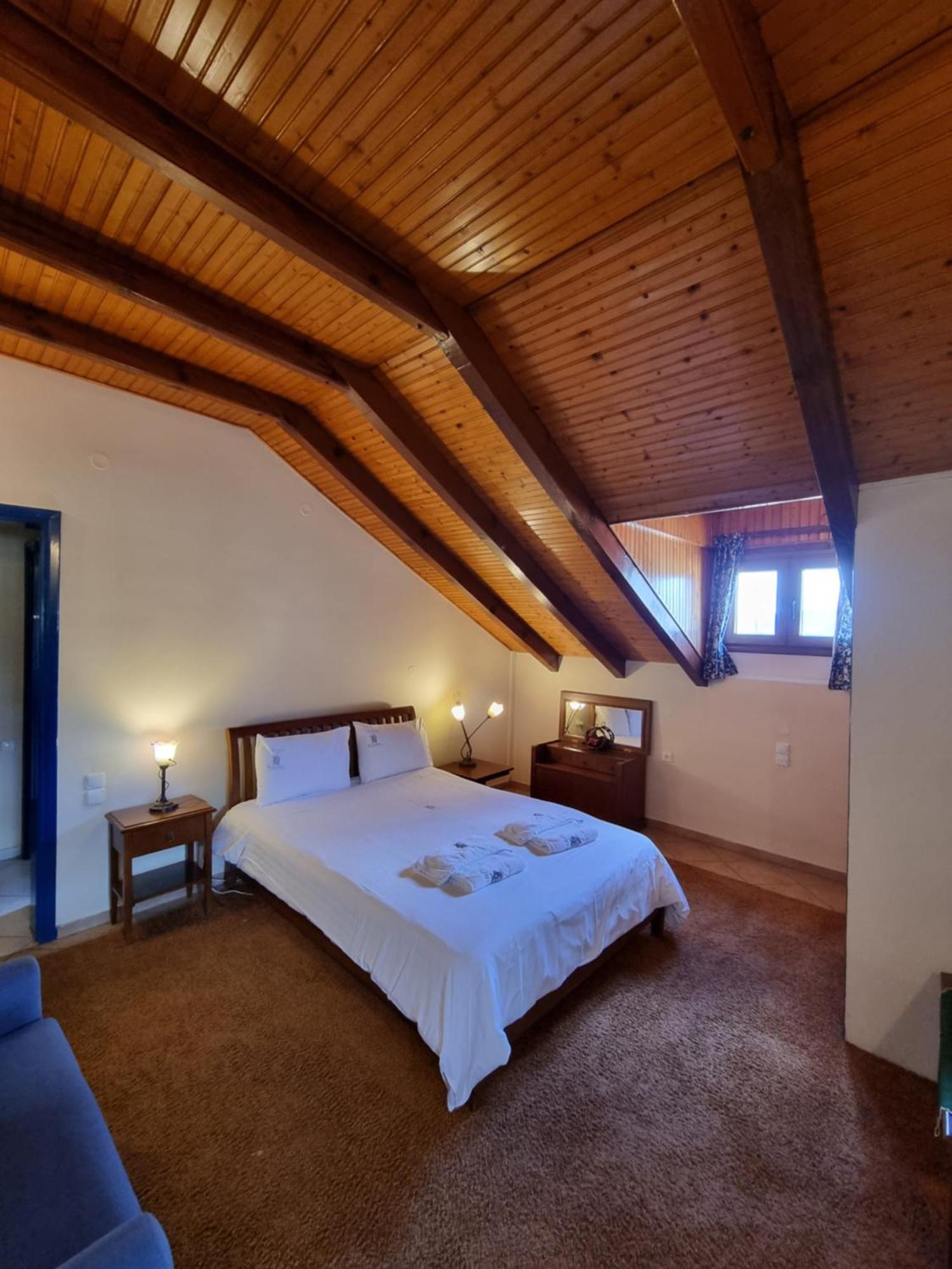 Kalavrita Krinides Apartment And Attics Exterior photo